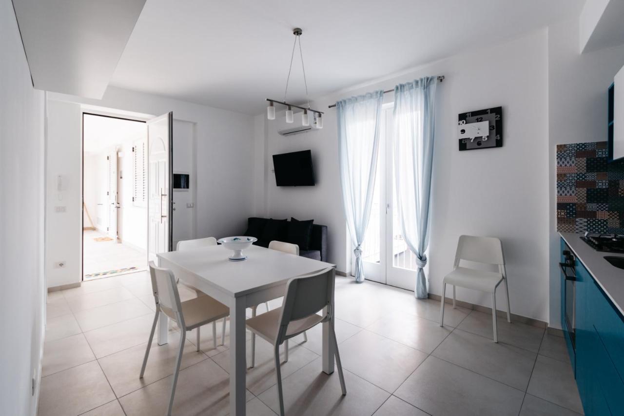 Apartament Le Isole Di Anita Lipari  Zewnętrze zdjęcie